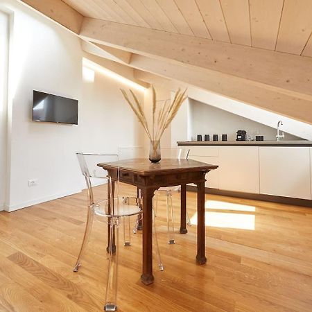 The Attic 18 Apartment Милано Екстериор снимка