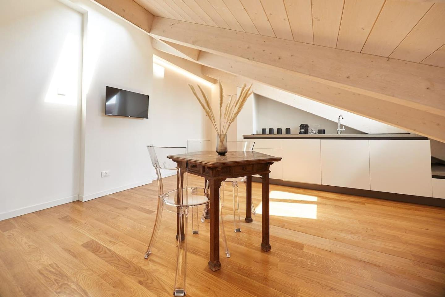 The Attic 18 Apartment Милано Екстериор снимка